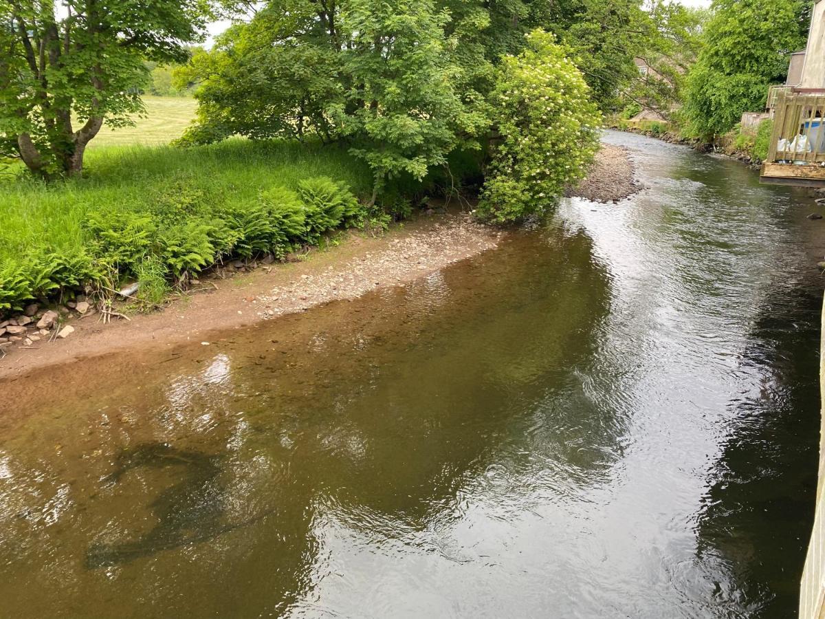 Egremont  Riverbank Cottage Lake District Double Balcony מראה חיצוני תמונה